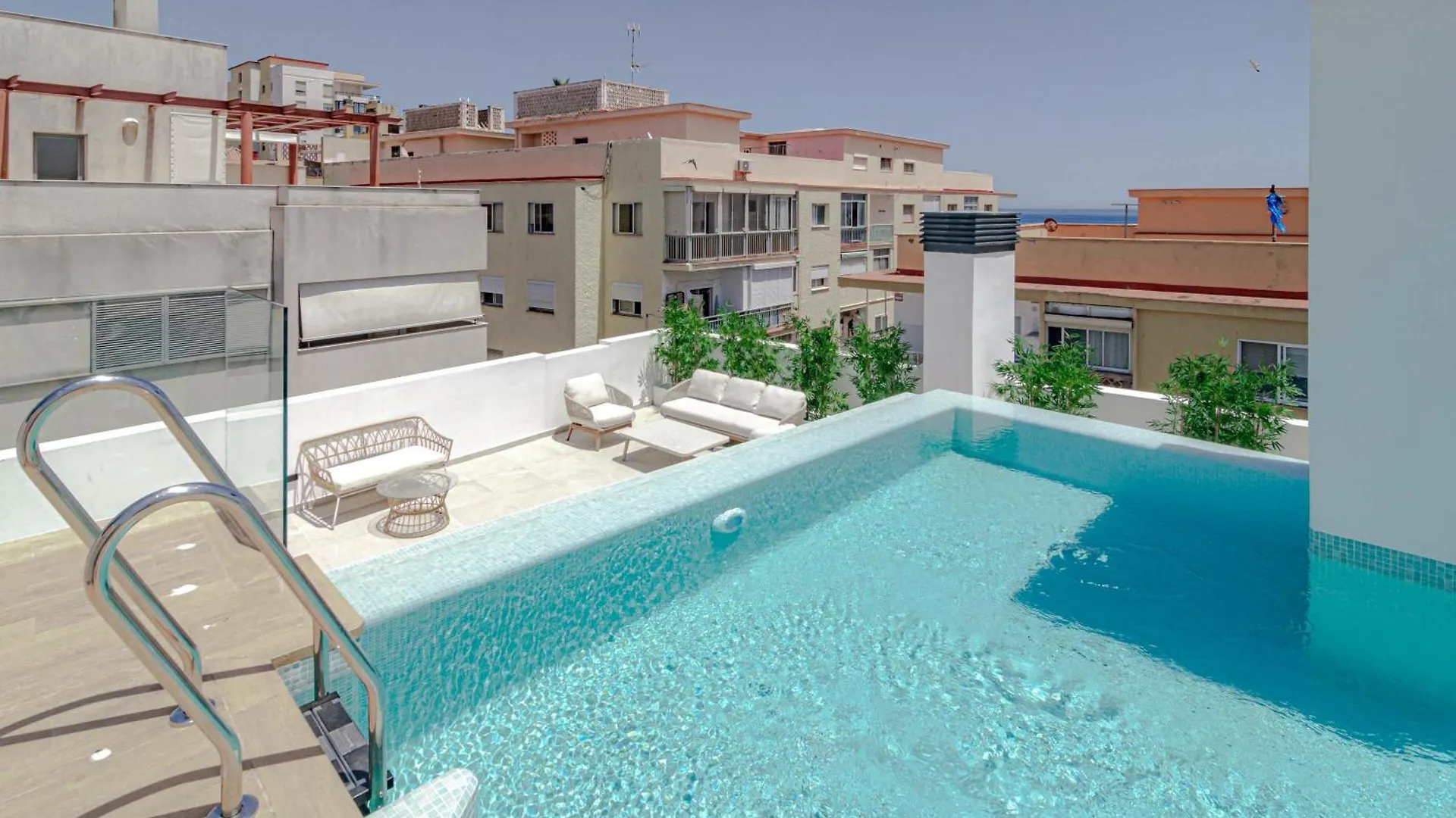 アパート Le2E- Modern New-Build Flat Near The Beach エステポナ スペイン